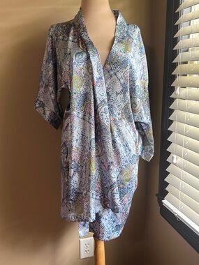 Light Blue Paisley Satin Kimono Robe